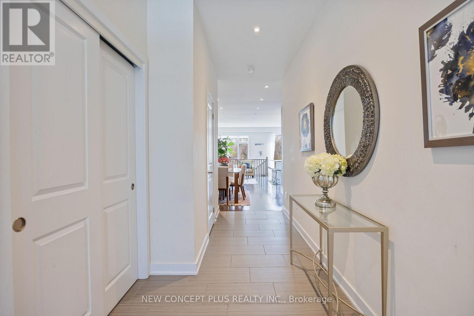 Row / Townhouse – 47 DARIOLE DRIVE, Richmond Hill – photo 5