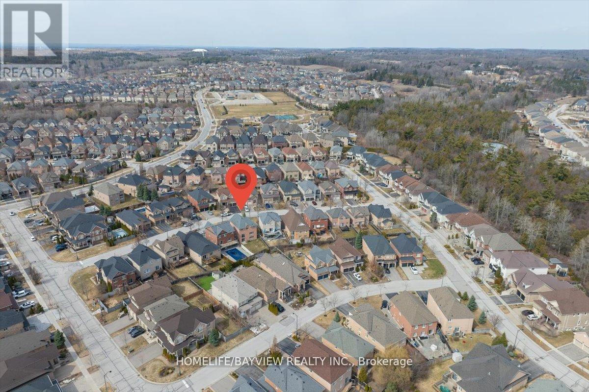 House – 27 DONZI LANE, Vaughan – photo 2
