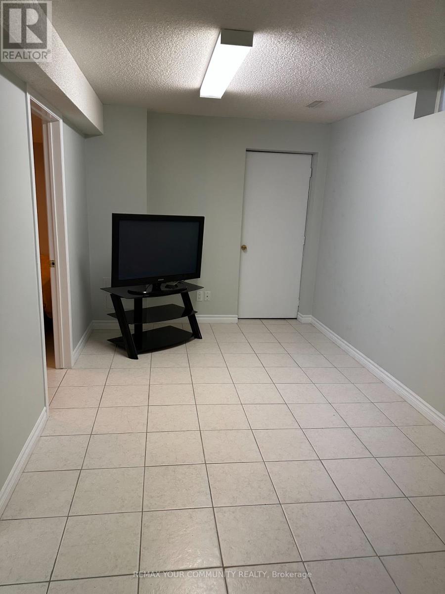 House – 80 RAY STREET, Markham – photo 3