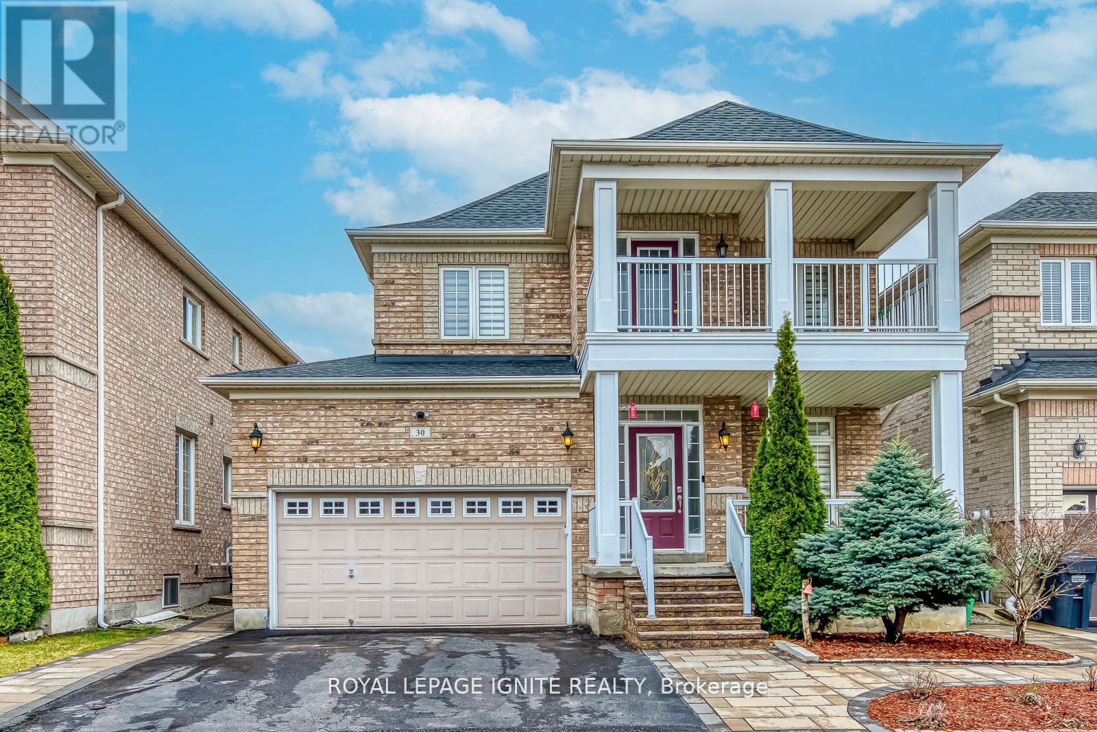 House – 30 STREAMLINE DRIVE NW, Brampton – photo 3