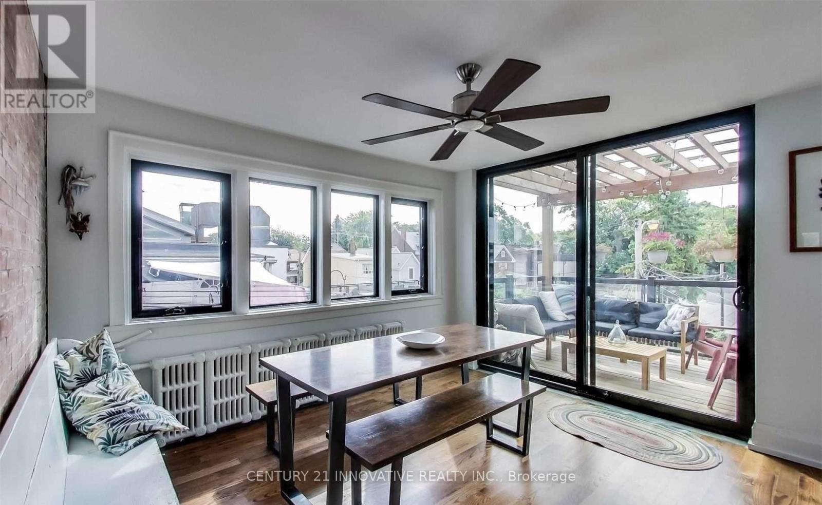 House – C (UPPER) - 27 ST JOHNS ROAD, Toronto – photo 4