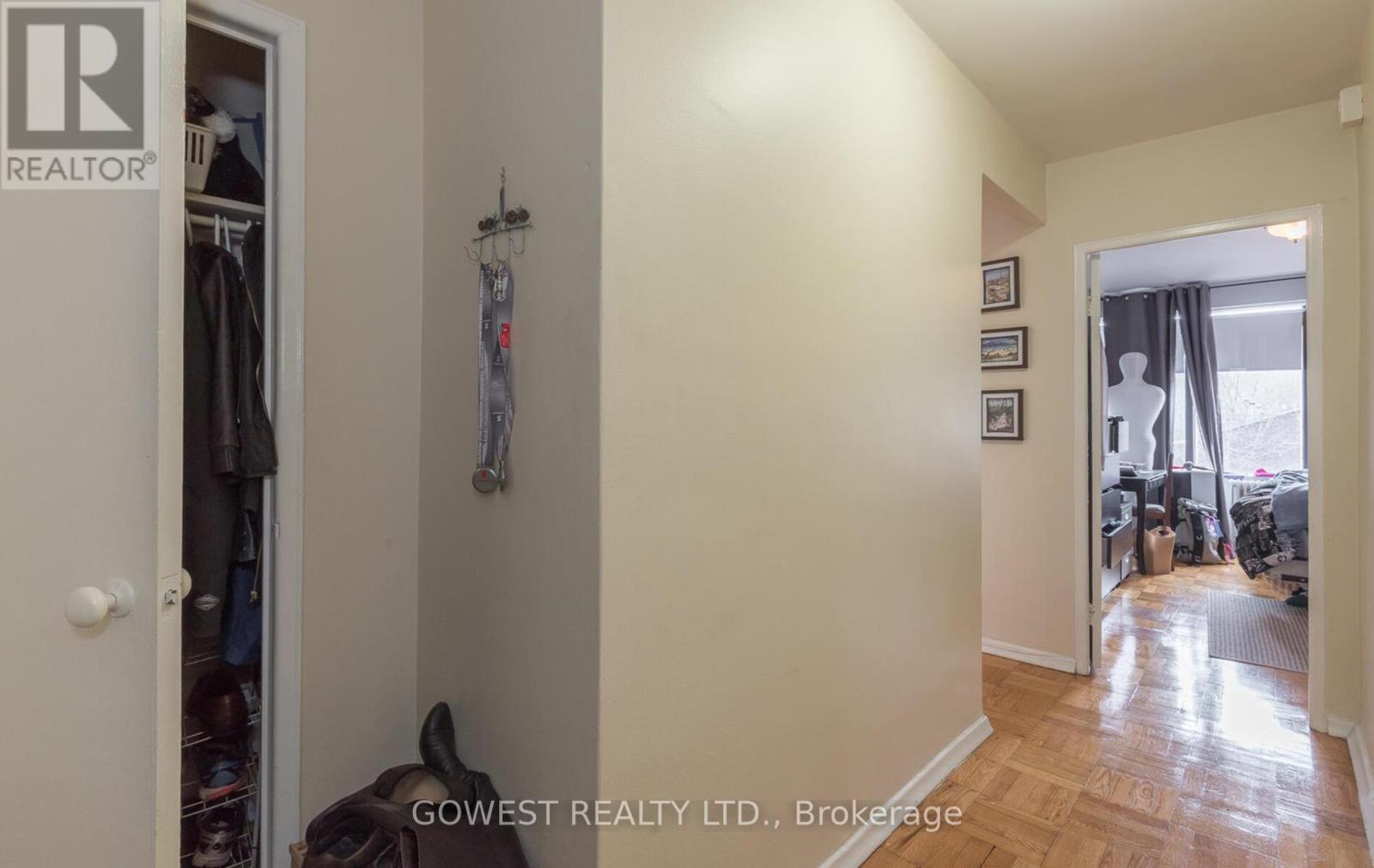 Other – 206 - 205 KEELE STREET, Toronto – photo 5