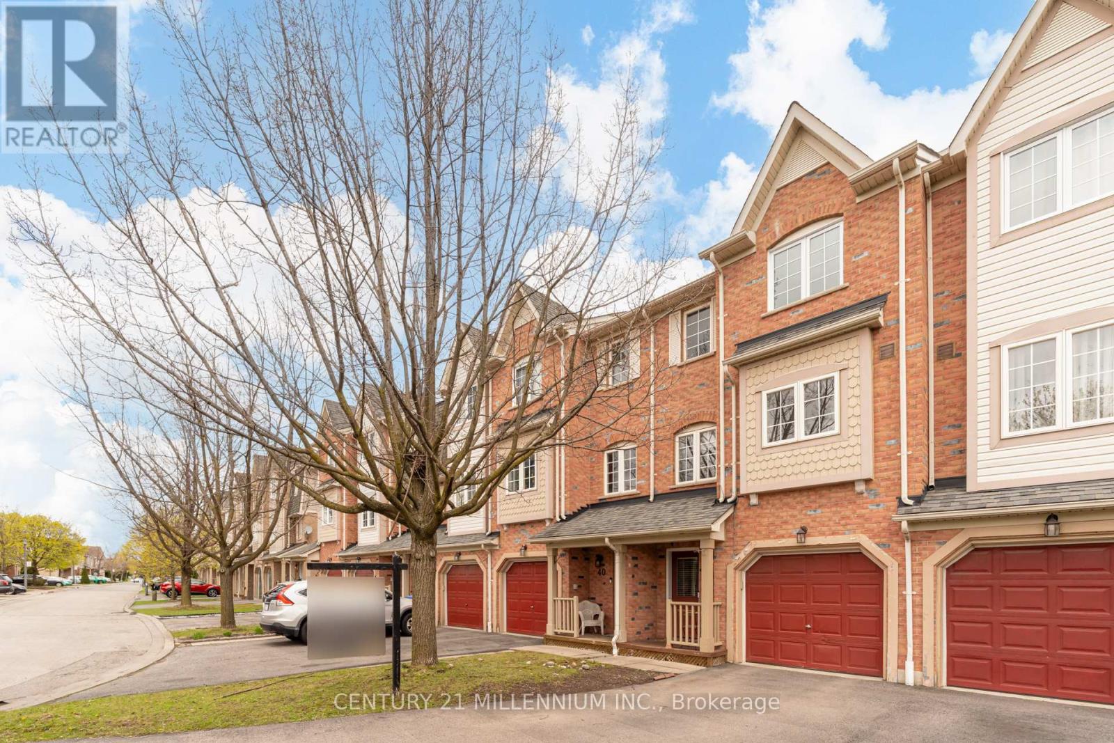 Row / Townhouse – 39 - 7190 ATWOOD LANE, Mississauga – photo 3