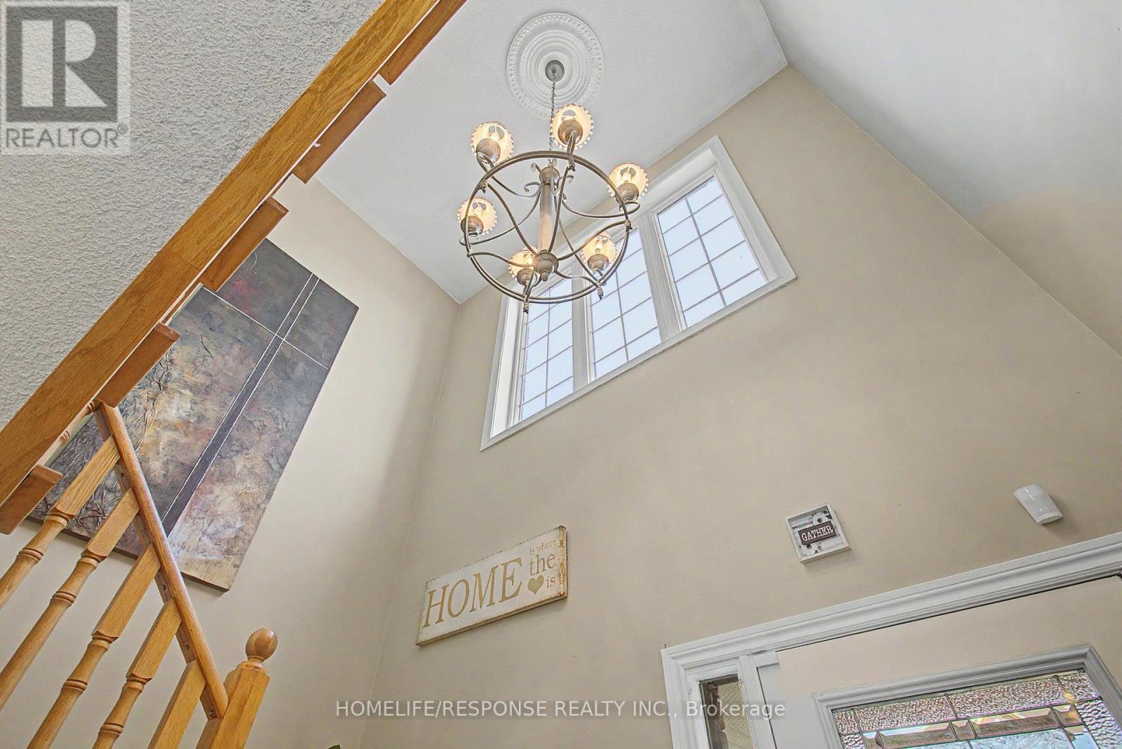 House – 16 ANGELUCCI DRIVE, Brampton – photo 5