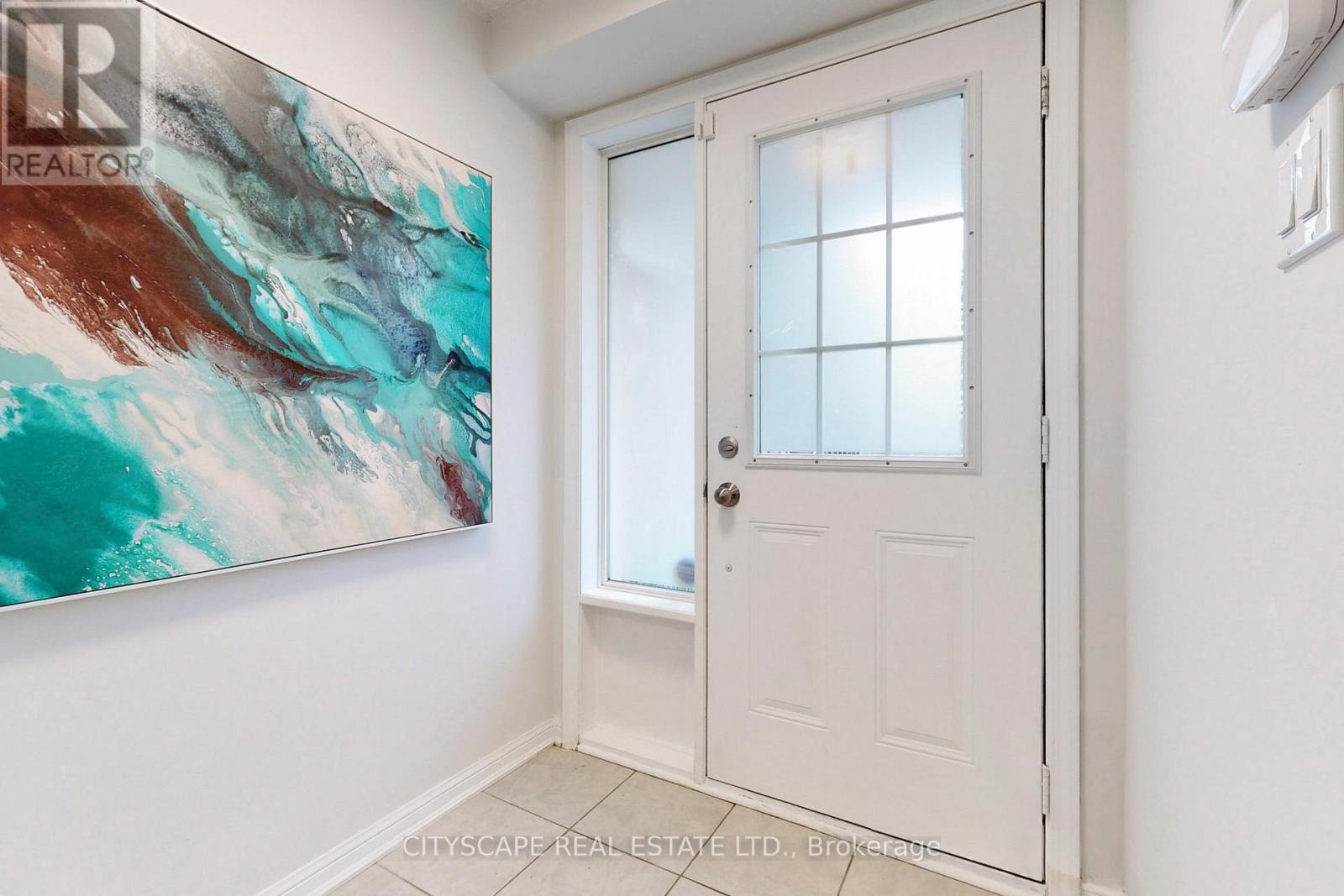 Row / Townhouse – 149 - 12 FOUNDRY AVENUE, Toronto – photo 2