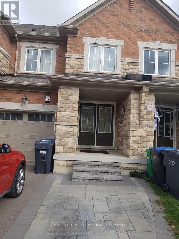 House – 124 GOLDEN SPRINGS DRIVE, Brampton