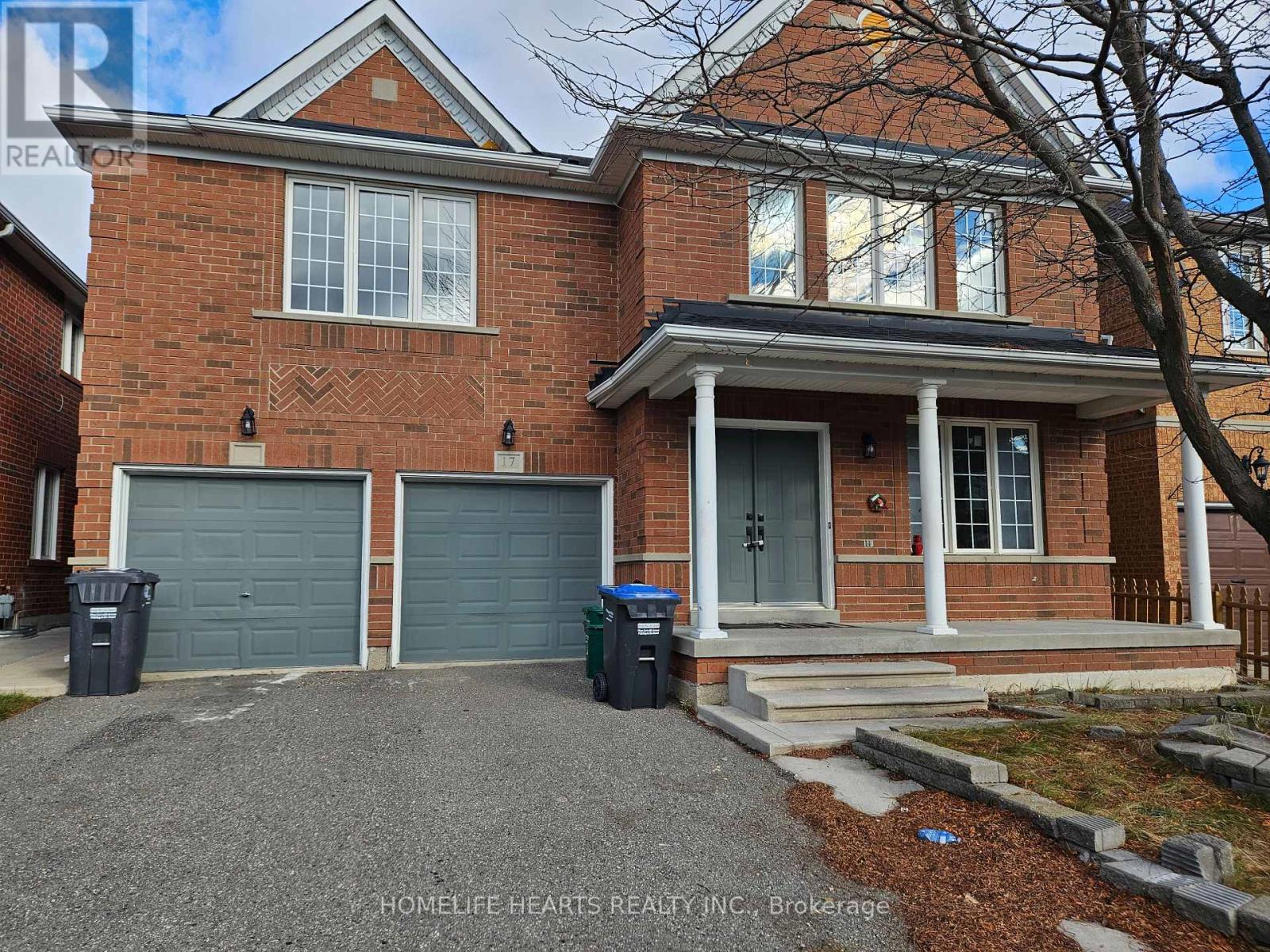 House – 17 FERNCASTLE CRESCENT, Brampton – photo 1