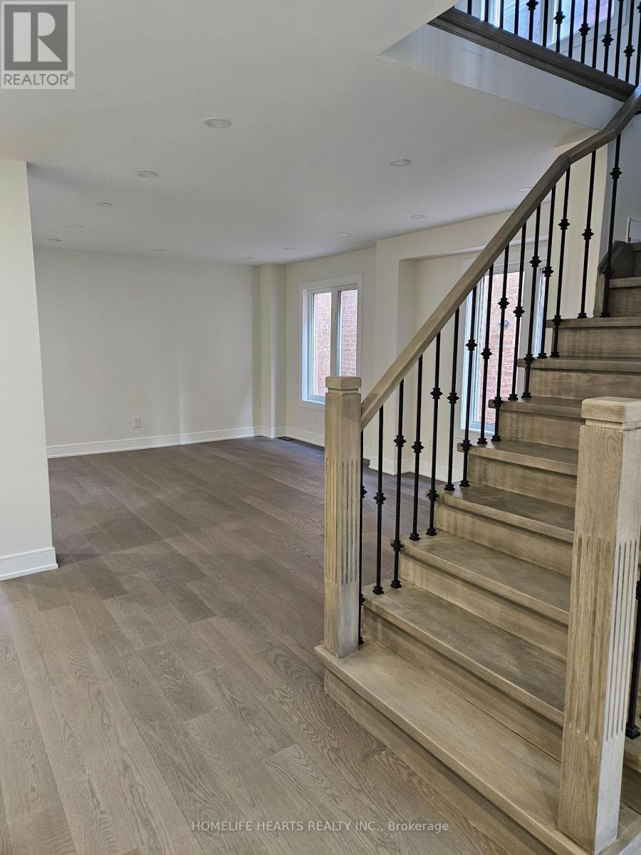 House – 17 FERNCASTLE CRESCENT, Brampton – photo 4