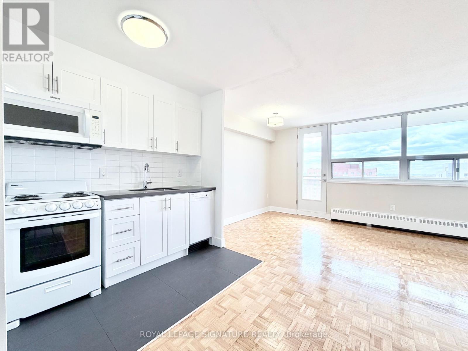 Apartment – 1103 - 1500 BATHURST STREET, Toronto – photo 2