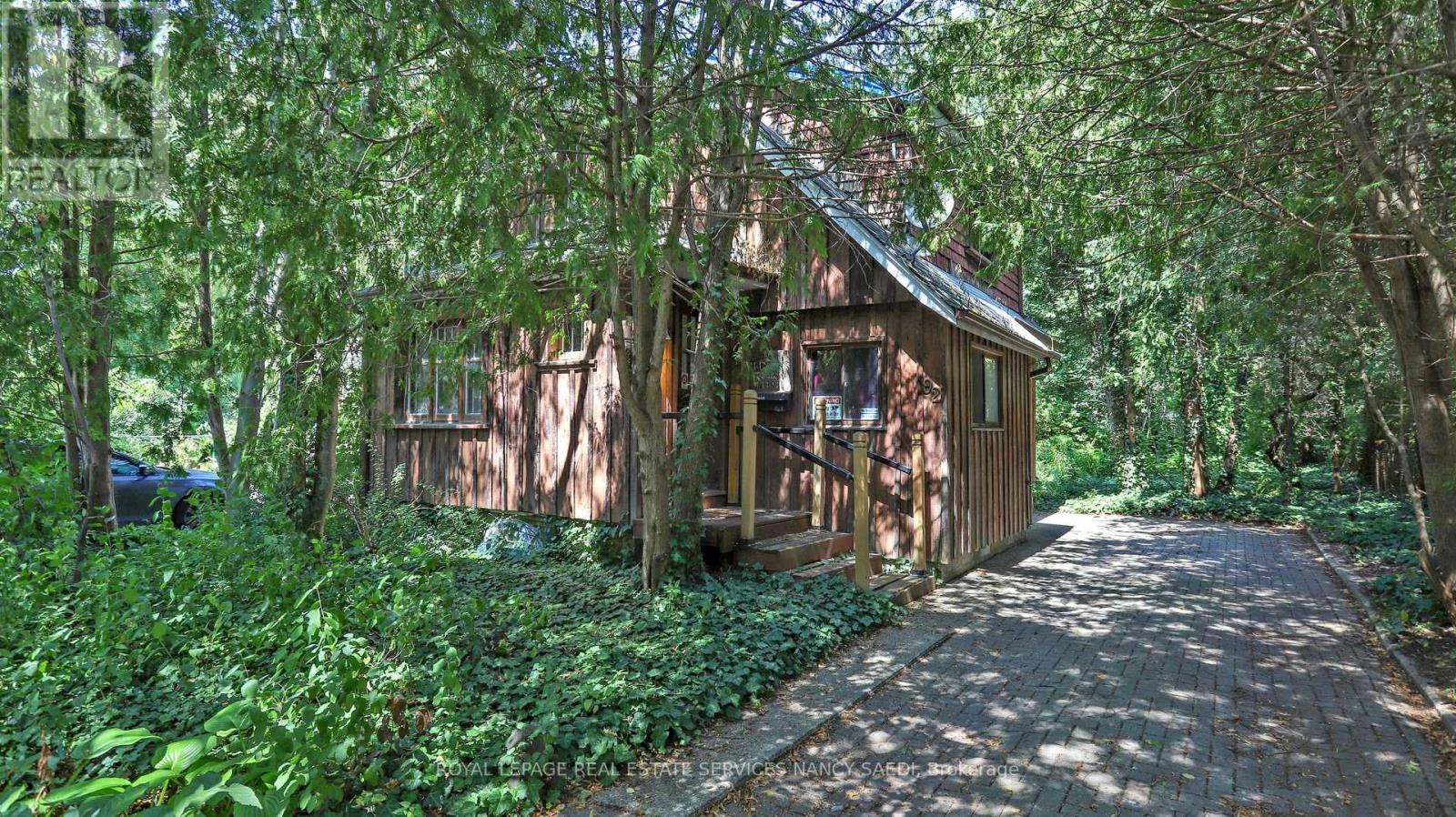 House – 92 HORSHAM AVENUE, Toronto – photo 5