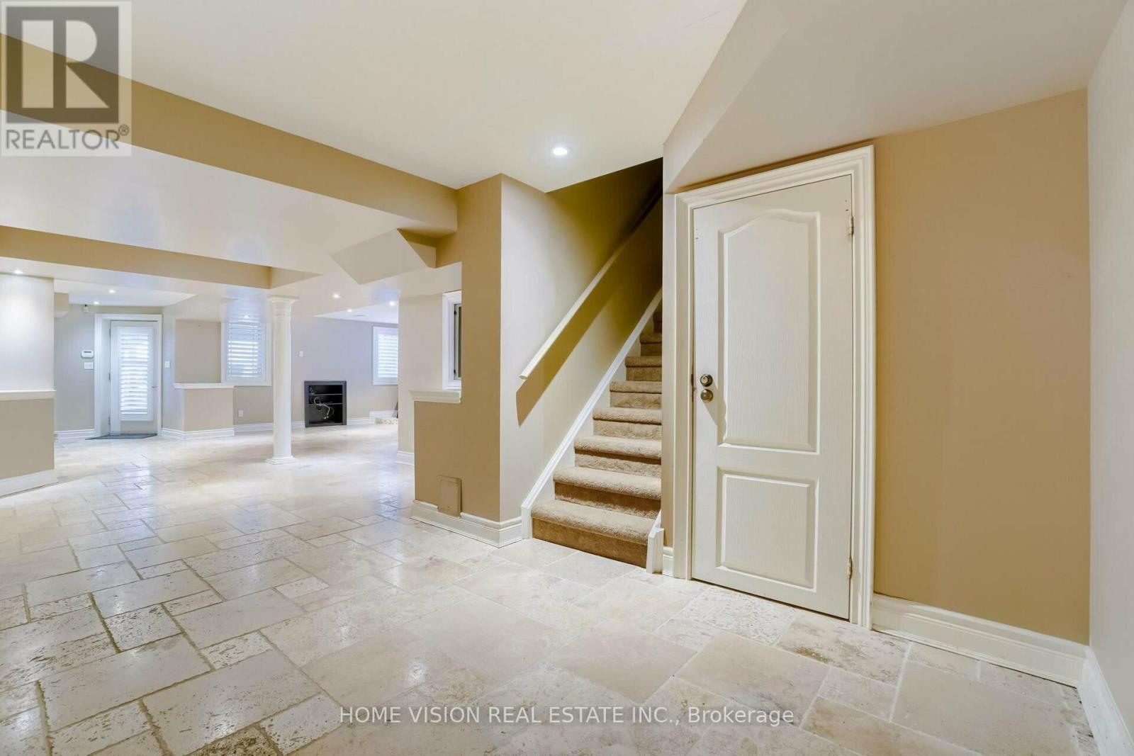 House – BSMT - 24 SANDBANKS DRIVE E, Richmond Hill – photo 4