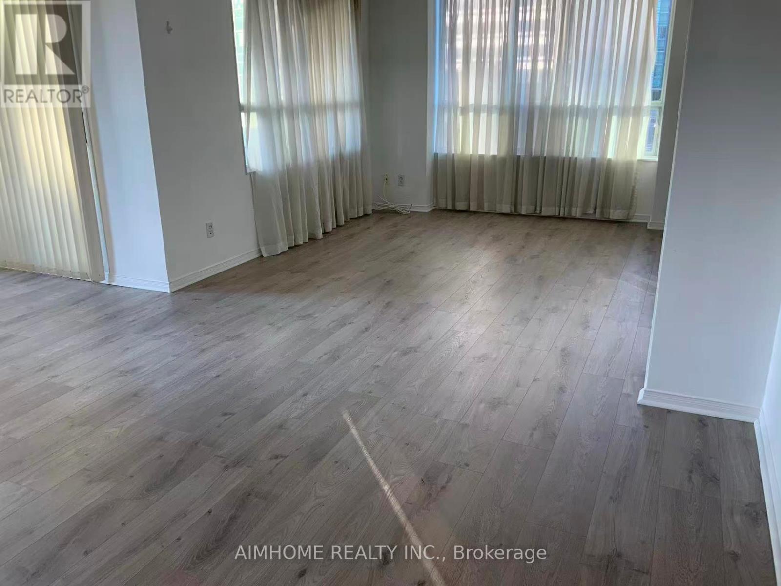 Apartment – 610 - 238 DORIS AVENUE, Toronto – photo 2