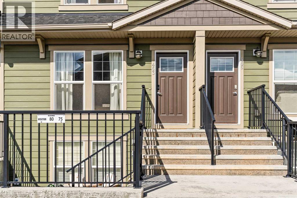 Row / Townhouse for Sale in 463 Cranbrook Square SE|Calgary, Alberta T3M3E3 3
