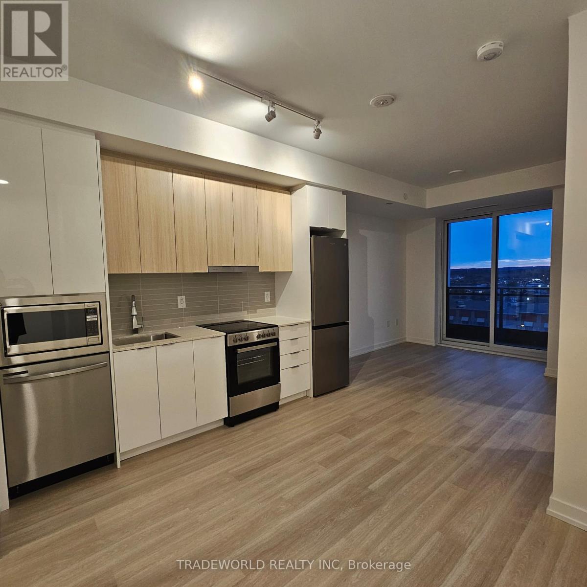Apartment – 802B - 9751 MARKHAM ROAD, Markham – photo 2