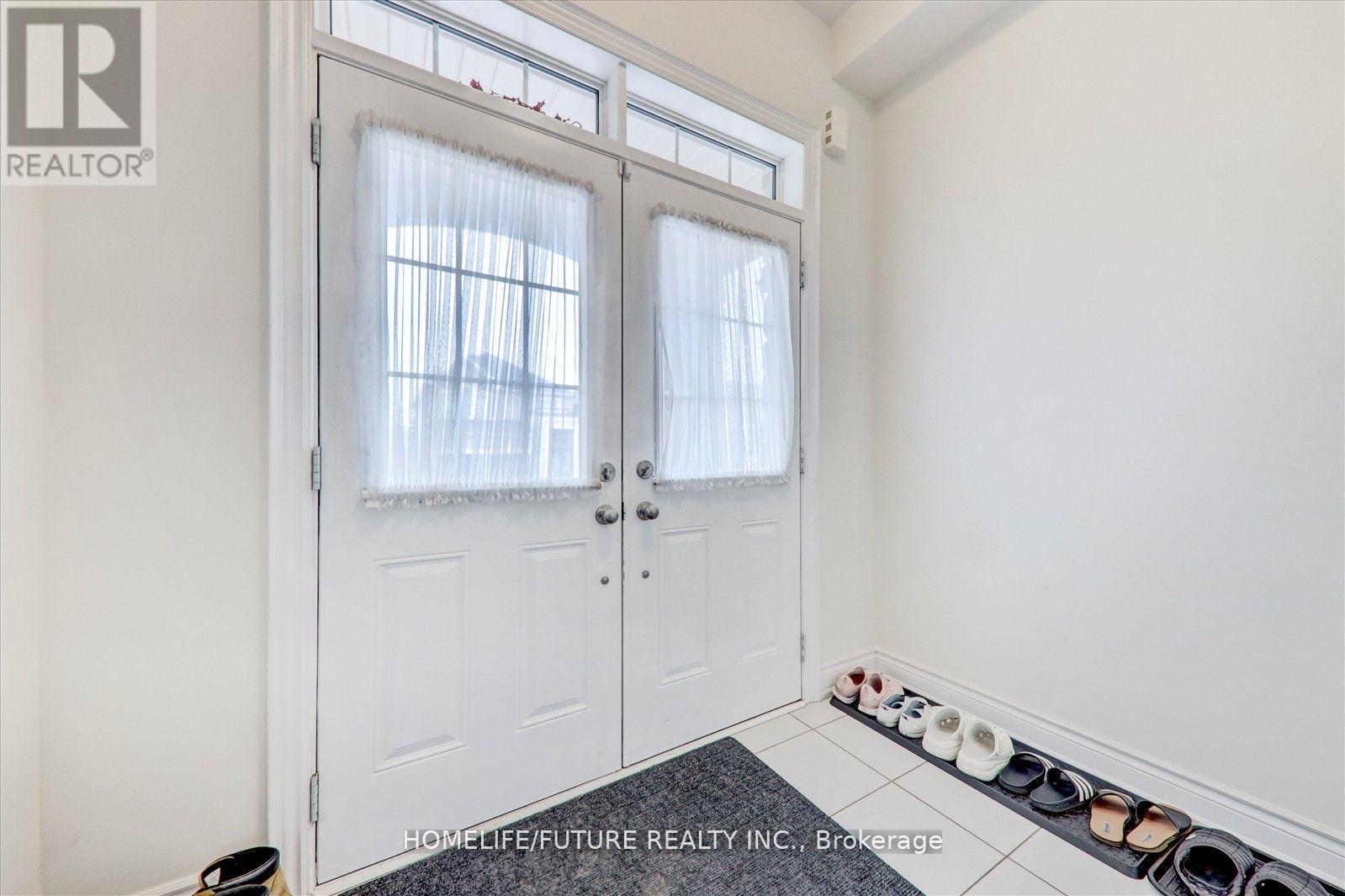 House – 70 MOHANDAS DRIVE, Markham – photo 5