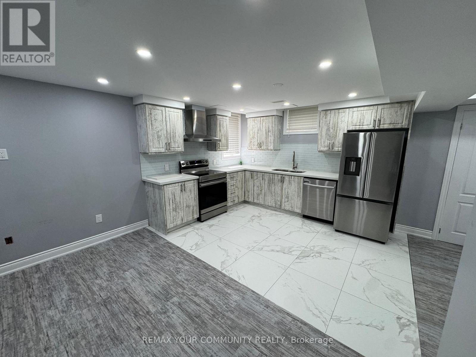 House – BASEMENT - 41 MADOC PLACE, Vaughan