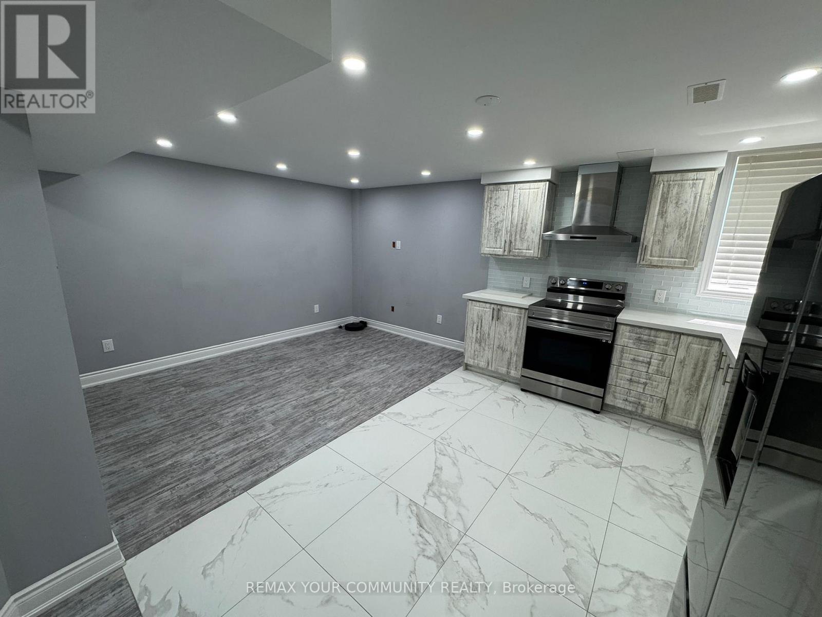 House – BASEMENT - 41 MADOC PLACE, Vaughan – photo 2