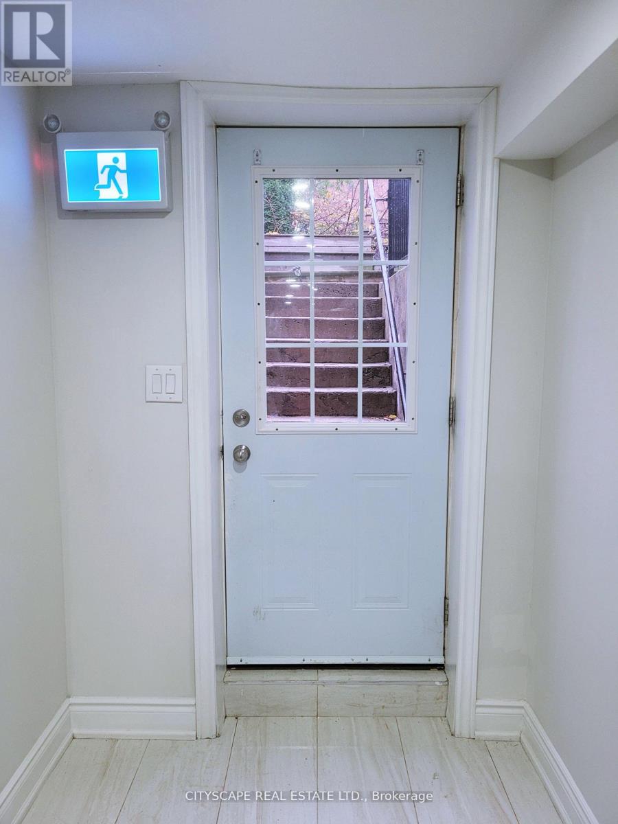 House – BSMT - 3754 MILKWOOD CRESCENT, Mississauga – photo 3