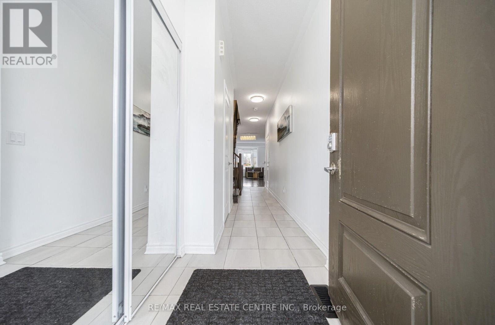 Row / Townhouse – 72 - 50 EDINBURGH DRIVE, Brampton – photo 5