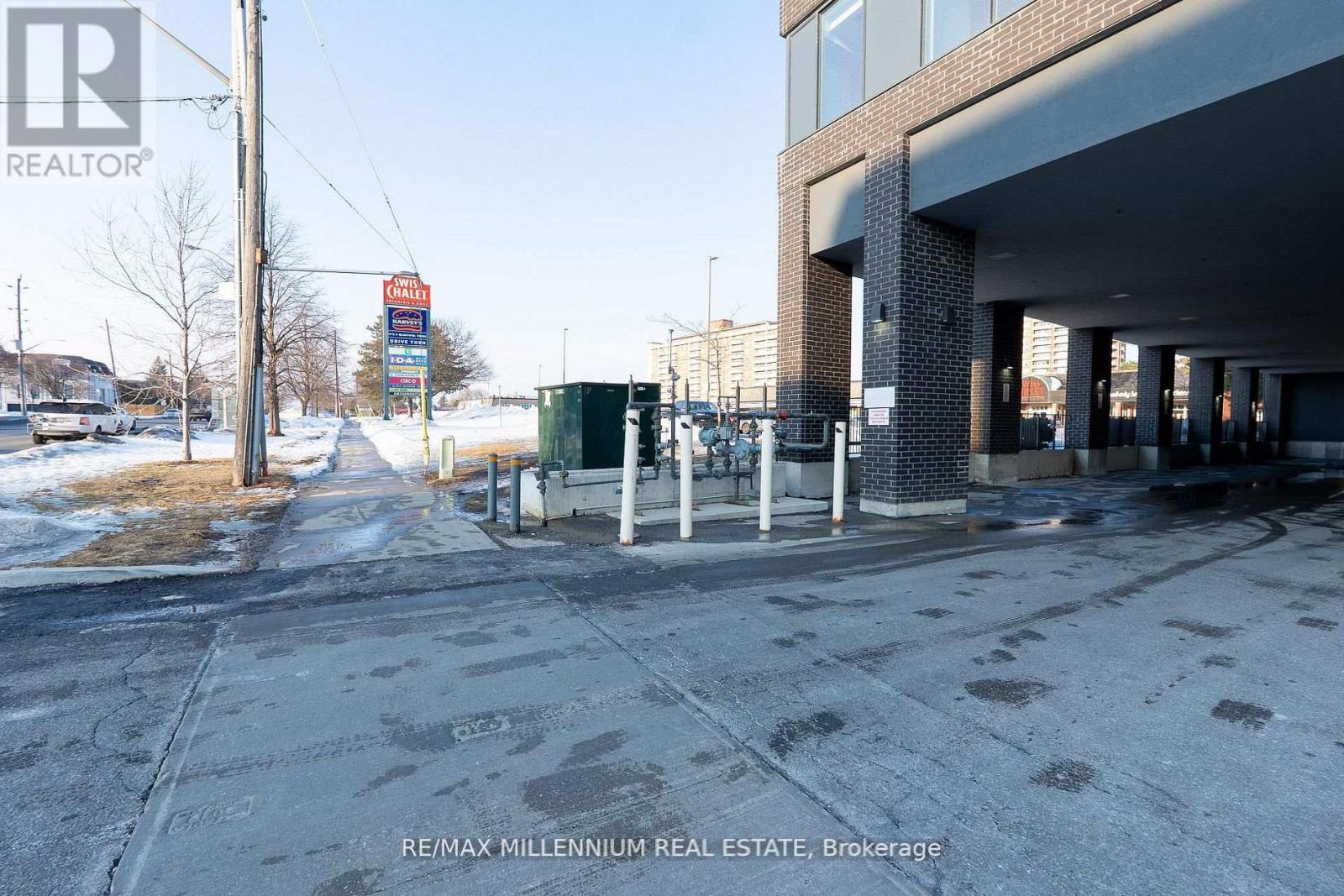 Apartment – 1112 - 3237 BAYVIEW AVENUE, Toronto – photo 2
