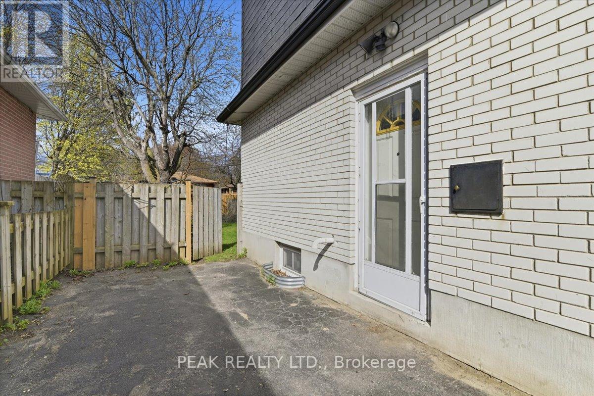House – 644 PERRY CRESCENT, Oshawa – photo 5