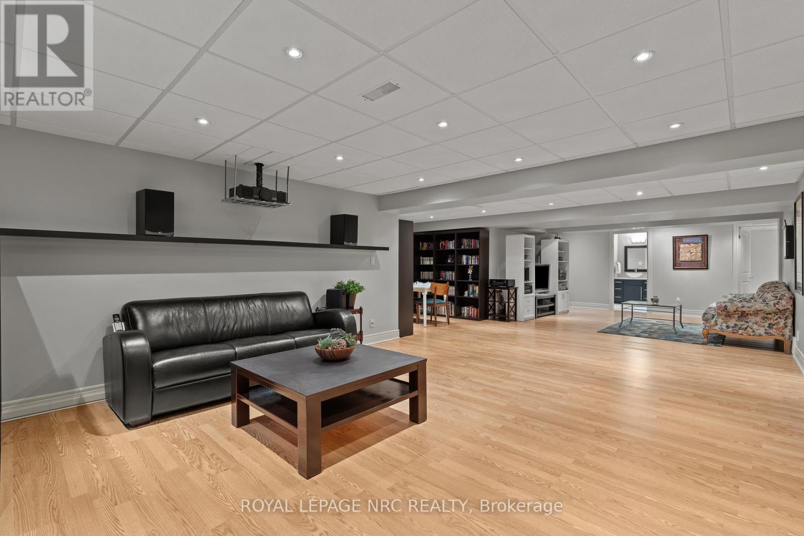 For sale: 2615 MILLER ROAD, Niagara Falls (Lyons Creek), Ontario L2G0N2 ...