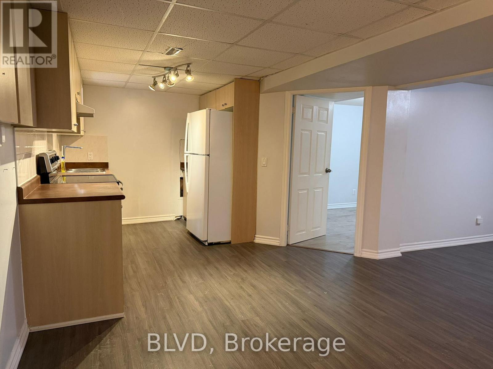 House – BSMNT - 39 JOHNSTON AVENUE, Toronto – photo 4