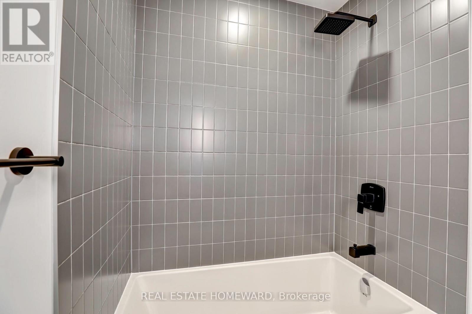 Apartment – 2410 - 5 DEFRIES STREET, Toronto – photo 5