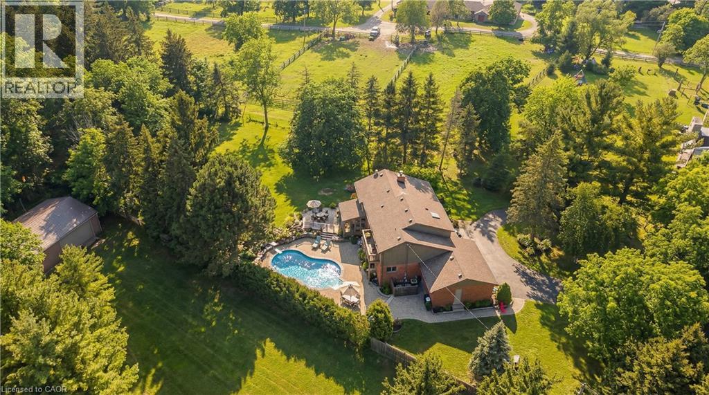 House – 2431 BRITANNIA Road, Burlington – photo 4