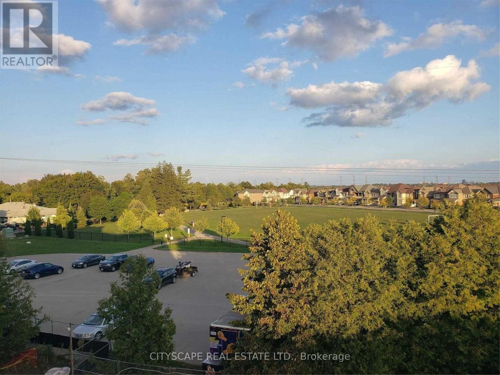 Row / Townhouse – 1304507 - 2635 WILLIAM JACKSON DRIVE, Pickering – photo 3