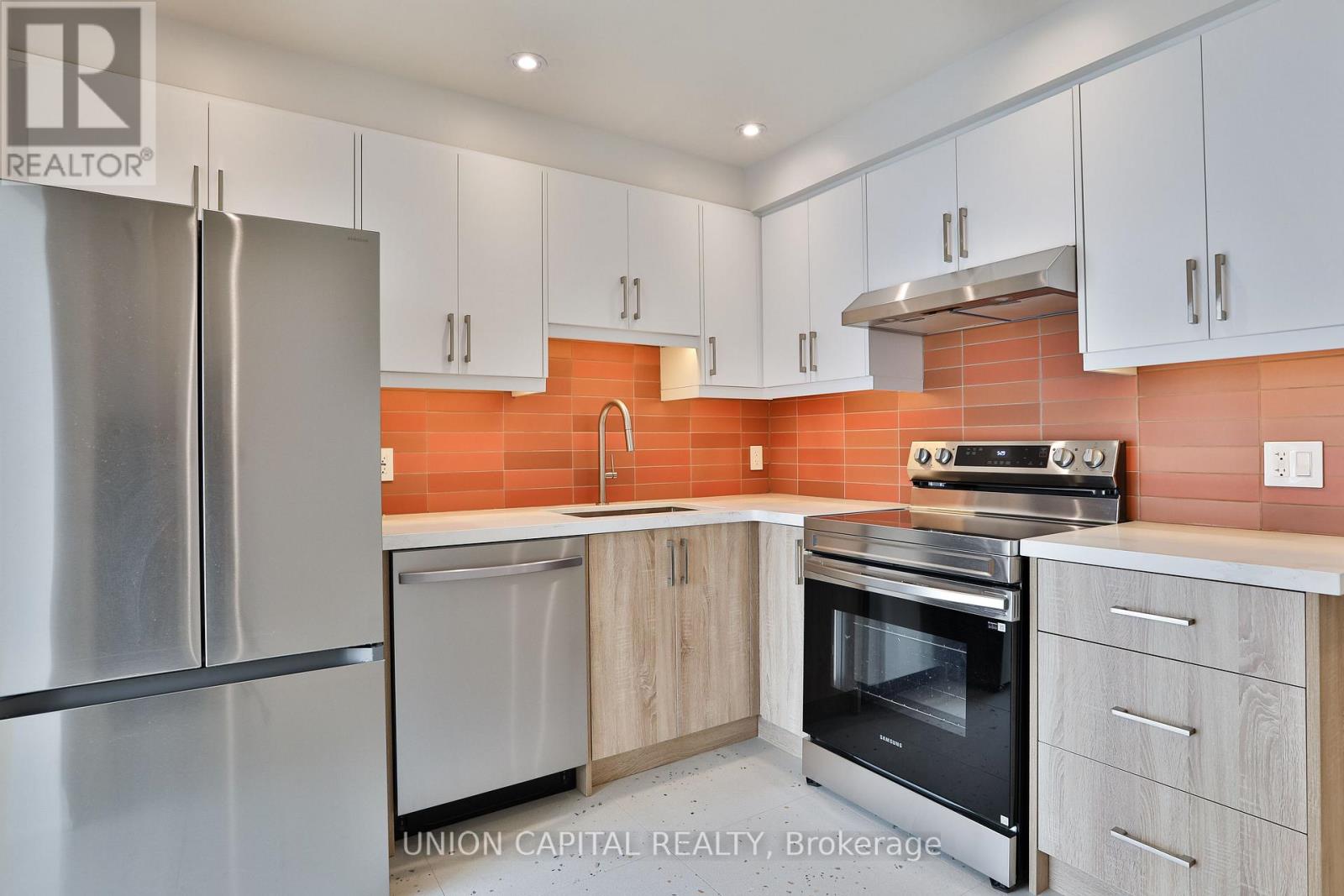 Residential Commercial Mix – 2 - 612 GERRARD STREET E, Toronto – photo 5