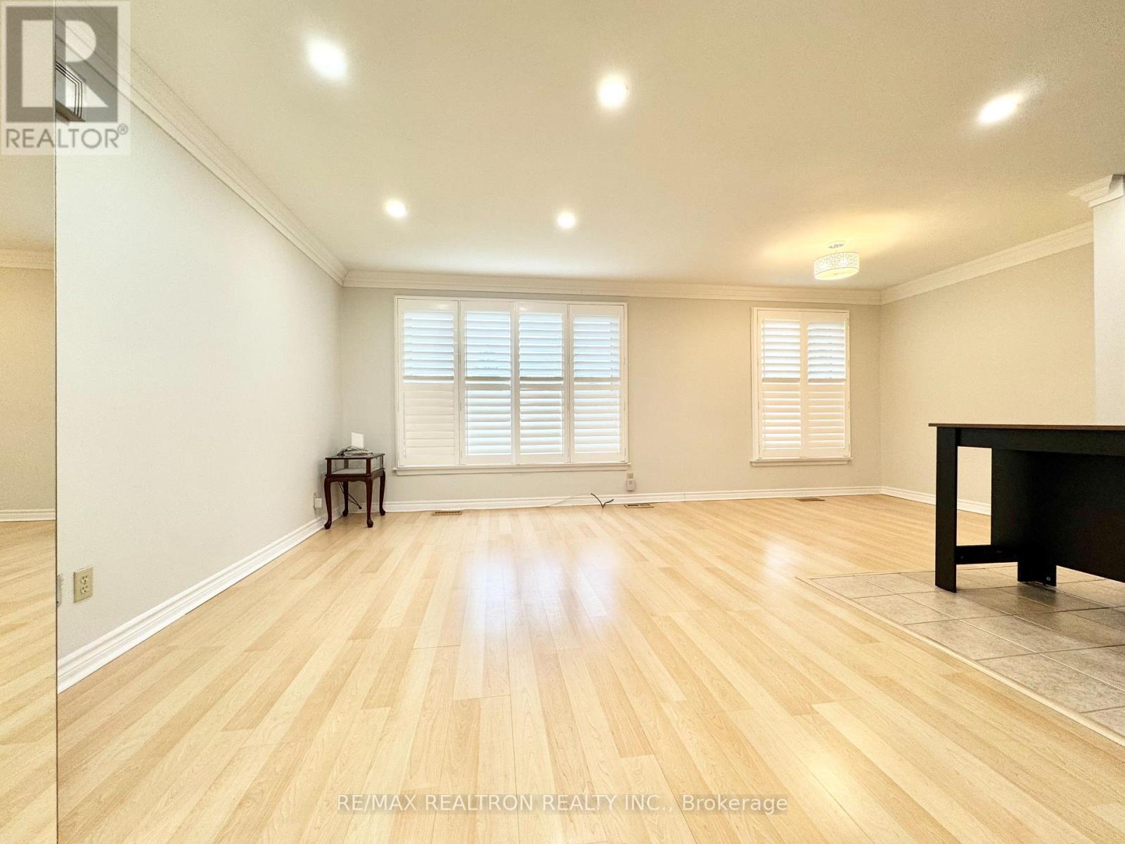 House – 173 NORFOLK AVENUE, Richmond Hill – photo 4