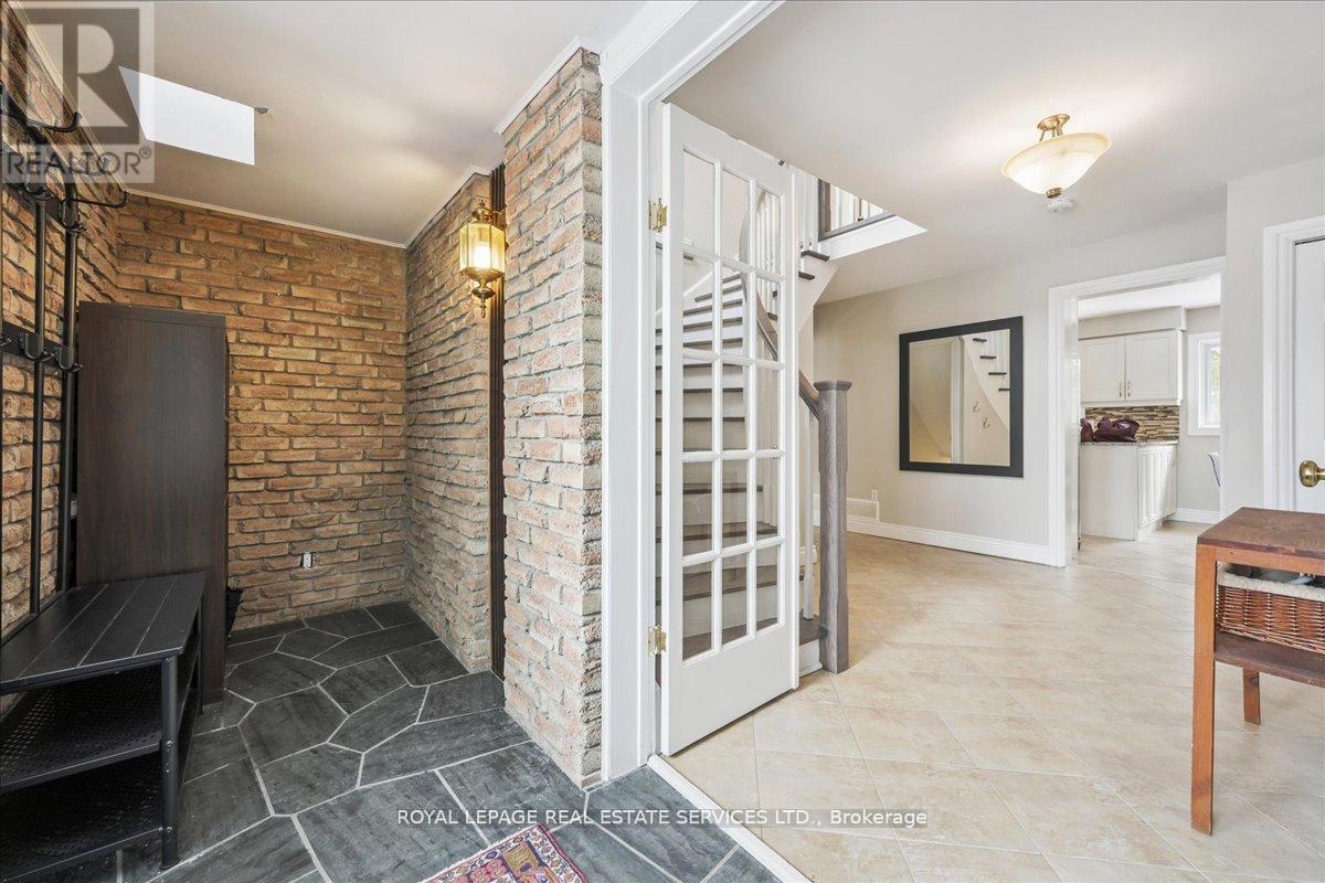 House – 1466 FLAMINIA COURT, Mississauga – photo 3