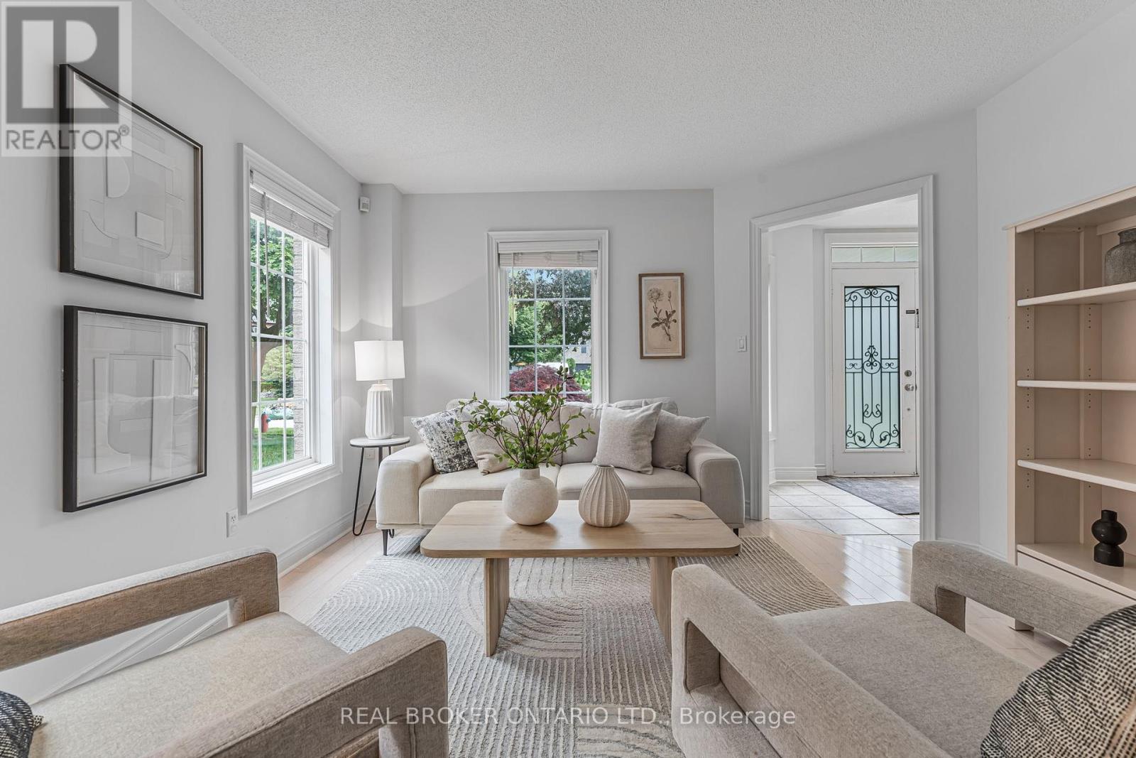 House – 2000 PEAK PLACE, Oakville – photo 4