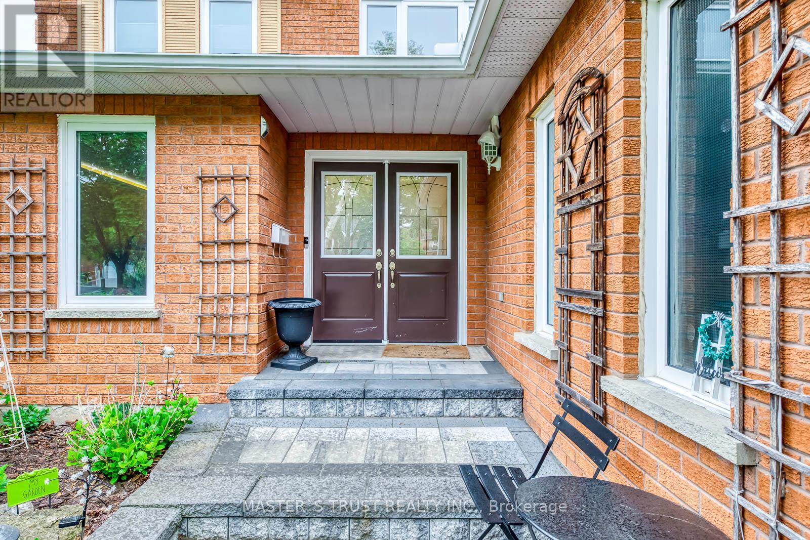 House – 5428 EDENCROFT CRESCENT, Mississauga – photo 2