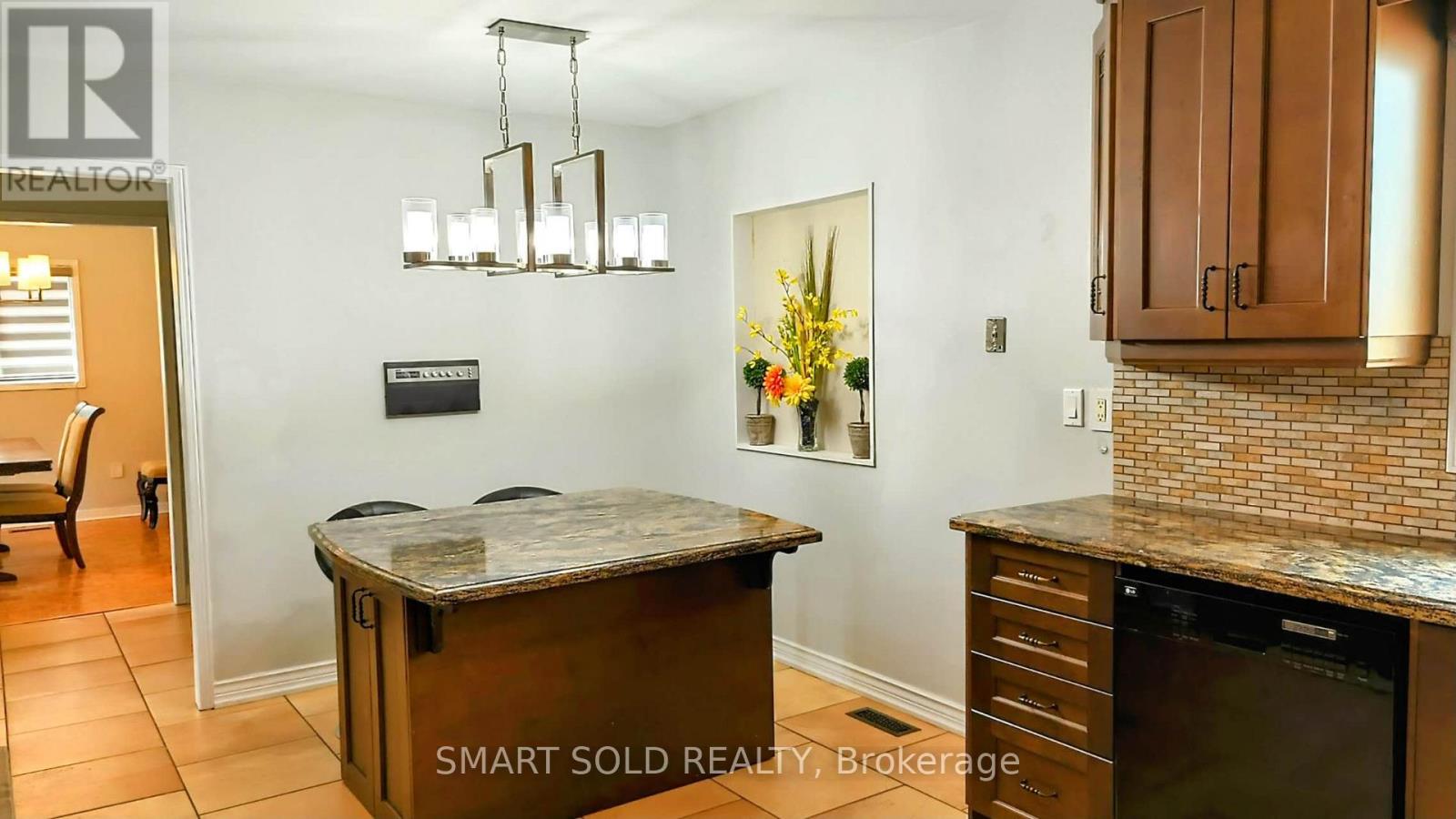 House – 148 CASTLEHILL ROAD, Vaughan – photo 5