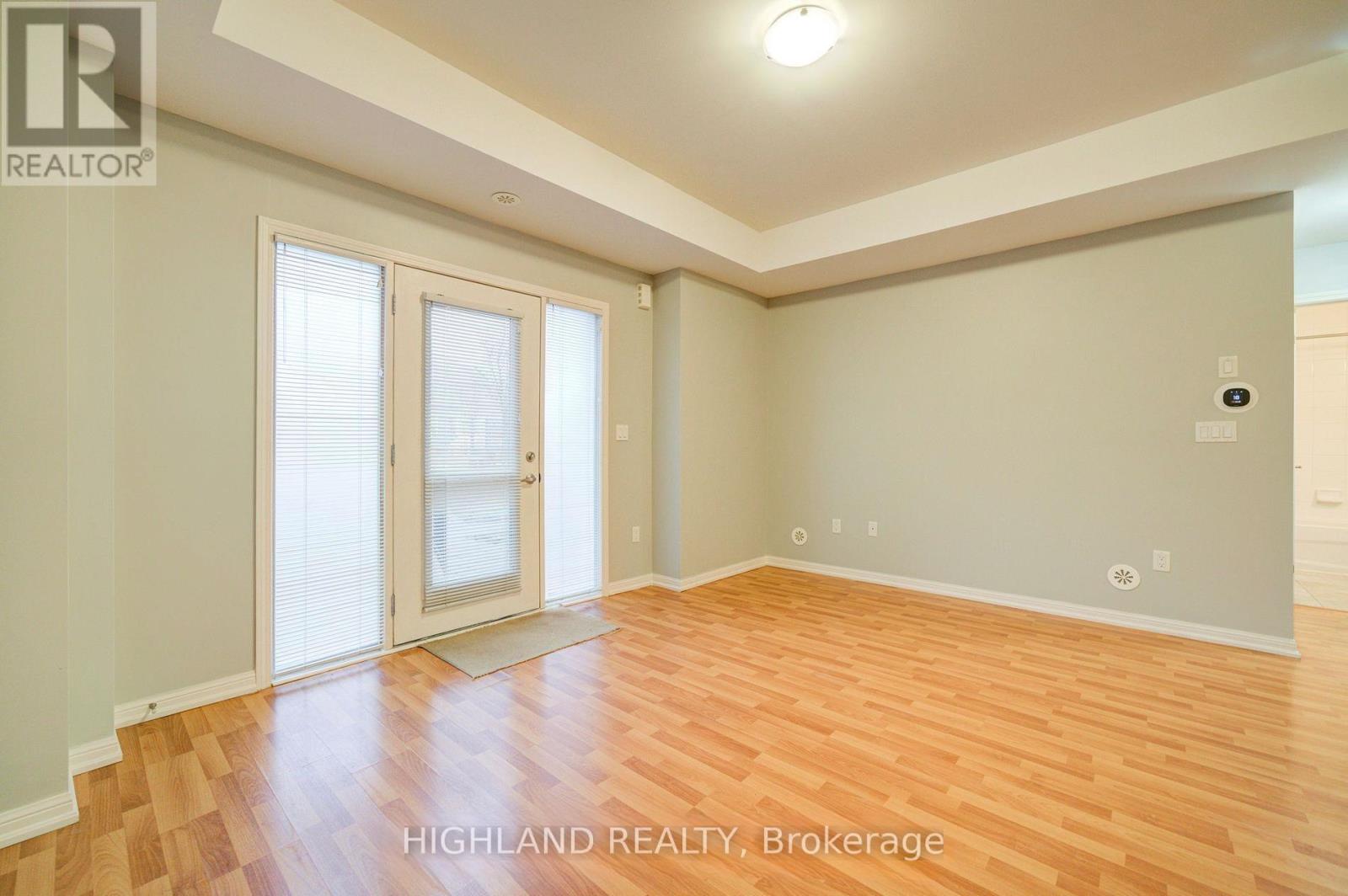 Row / Townhouse – 10 - 3115 BOXFORD CRESCENT, Mississauga – photo 4