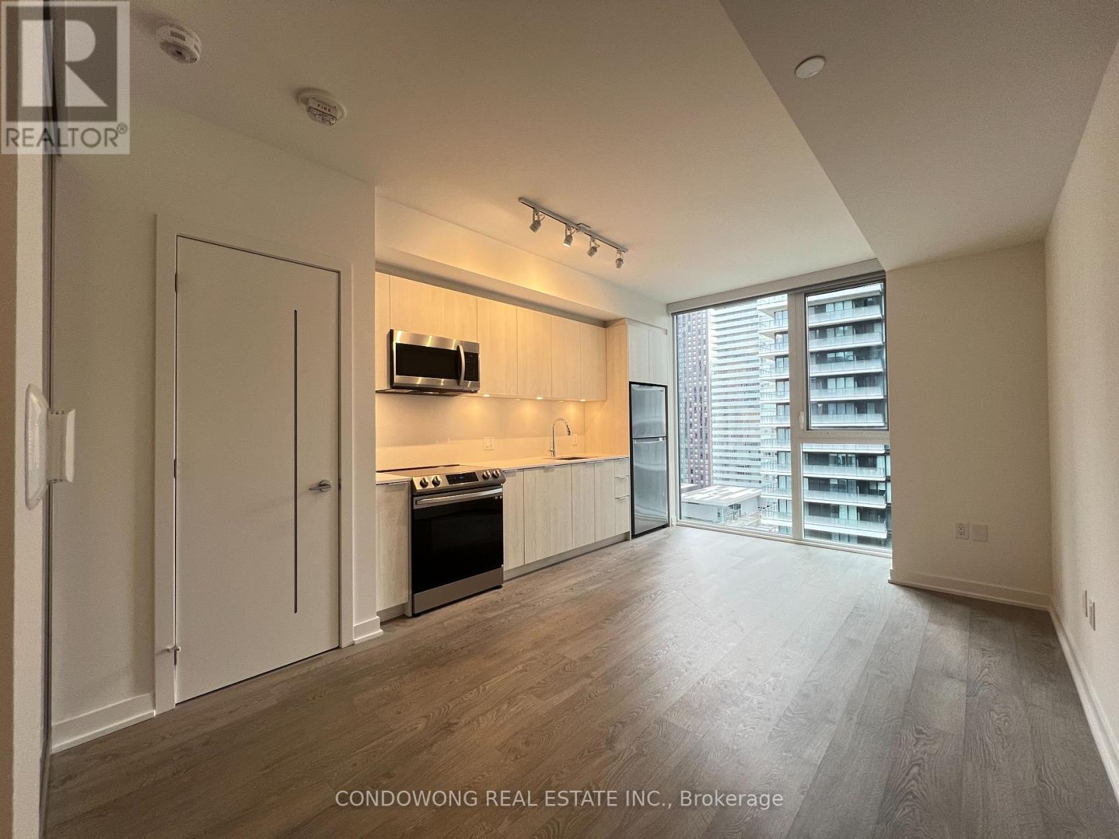 Apartment – 2006 - 357 KING STREET W, Toronto – photo 2