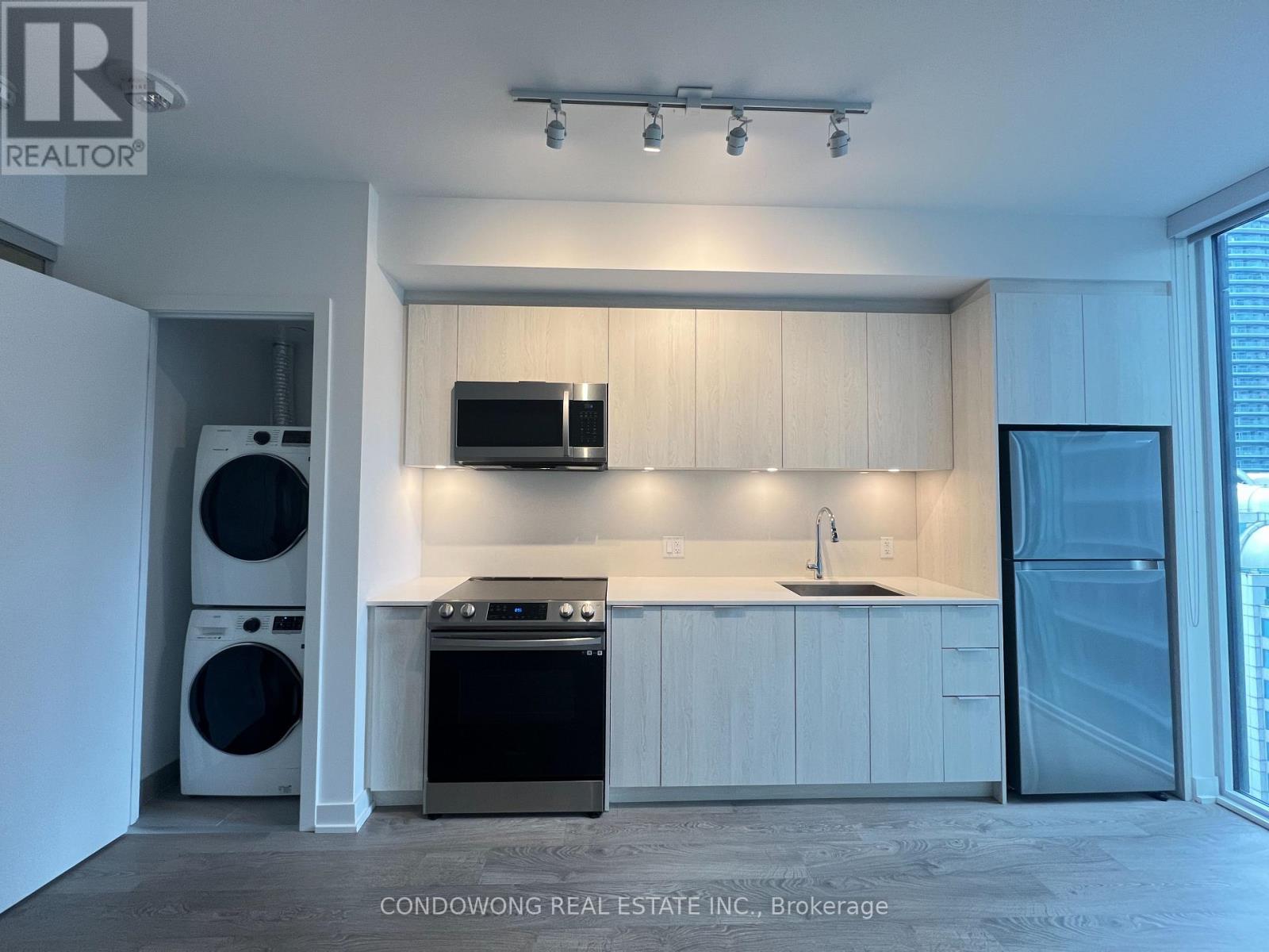 Apartment – 2006 - 357 KING STREET W, Toronto – photo 3