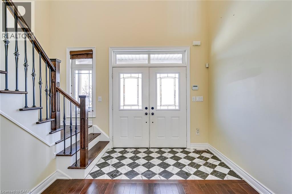House – 2492 CHAPLIN Road, Oakville – photo 3