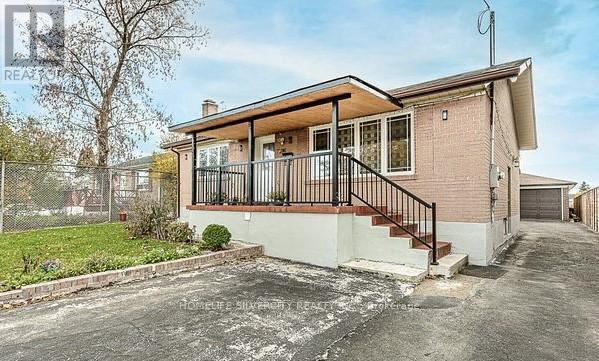 House – 7208 HERMITAGE ROAD, Mississauga – photo 3