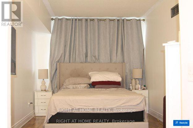 Apartment – 1104 - 7 BISHOP AVENUE, Toronto – photo 3