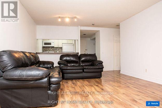 Apartment – 1104 - 7 BISHOP AVENUE, Toronto – photo 5