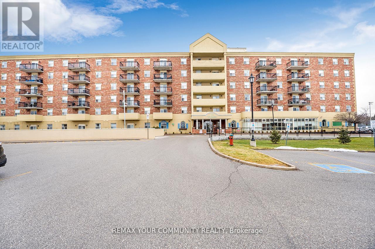Apartment – 621 - 7373 MARTIN GROVE ROAD, Vaughan – photo 2