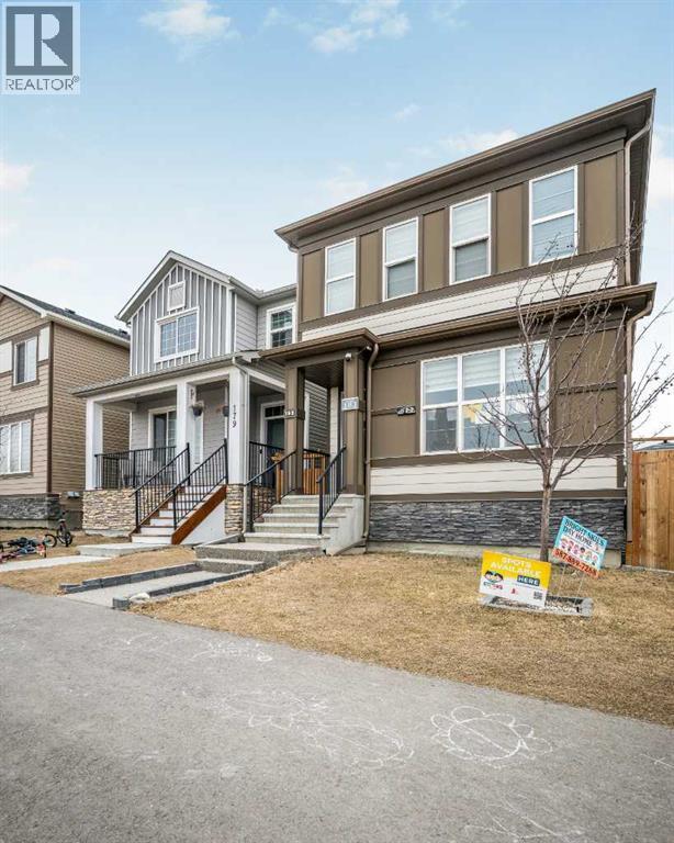 House for Sale in 183 Cornerbrook Gate NE|Calgary, Alberta T3N1L5 3