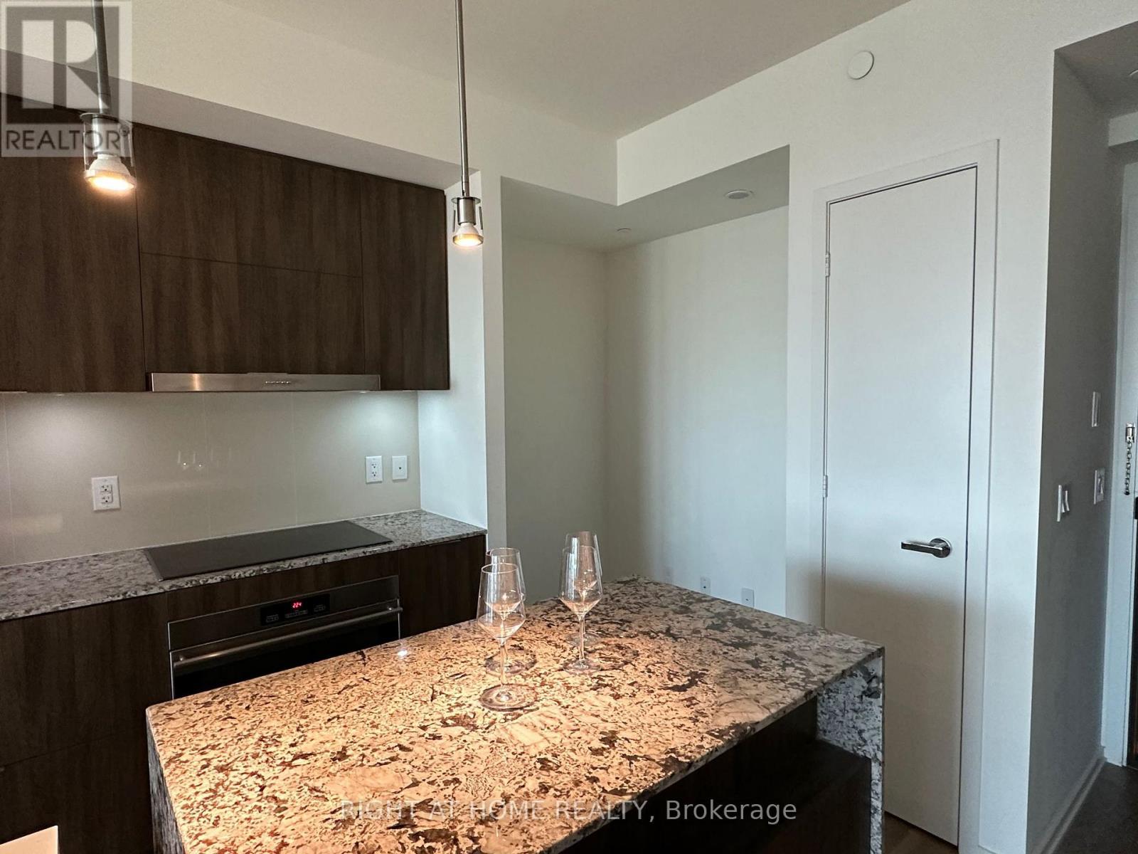 Apartment – 3205 - 1 BLOOR STREET E, Toronto – photo 2