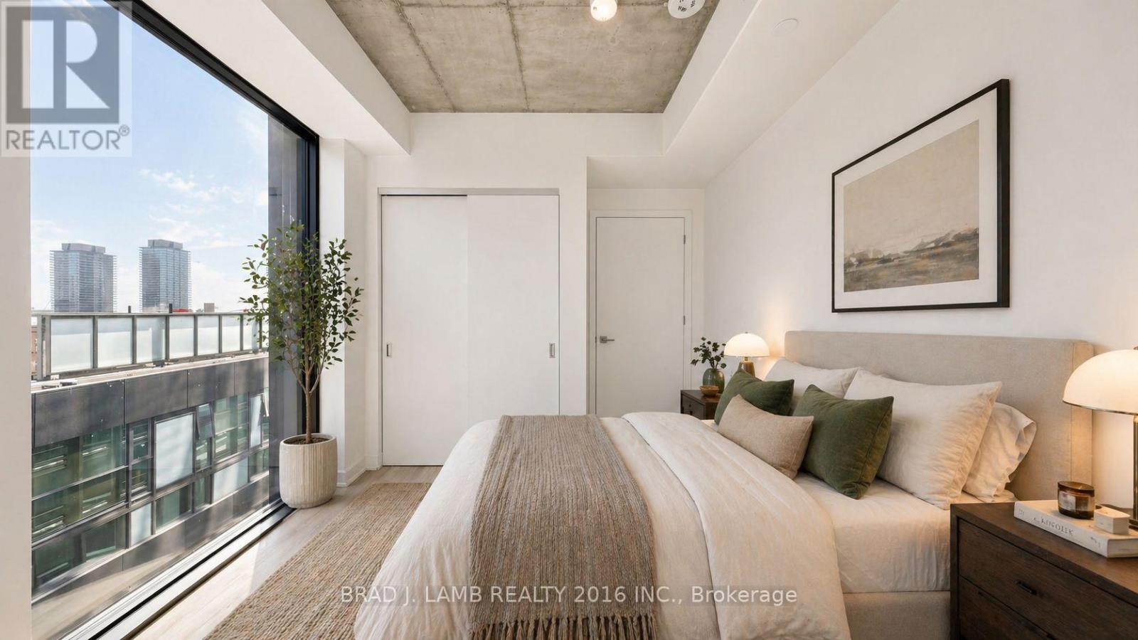 Apartment – 2207 - 284 KING STREET E, Toronto – photo 3