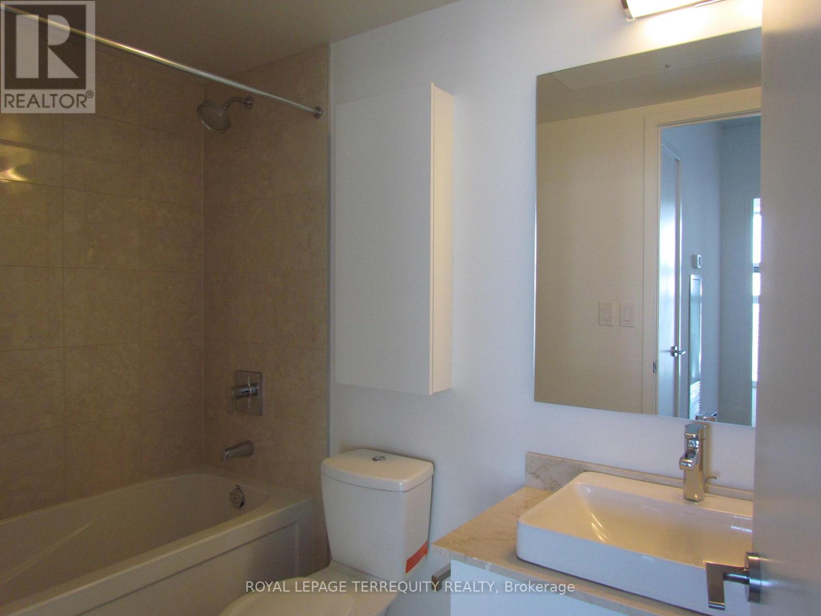 Apartment – 5310 - 12 YORK STREET, Toronto – photo 5