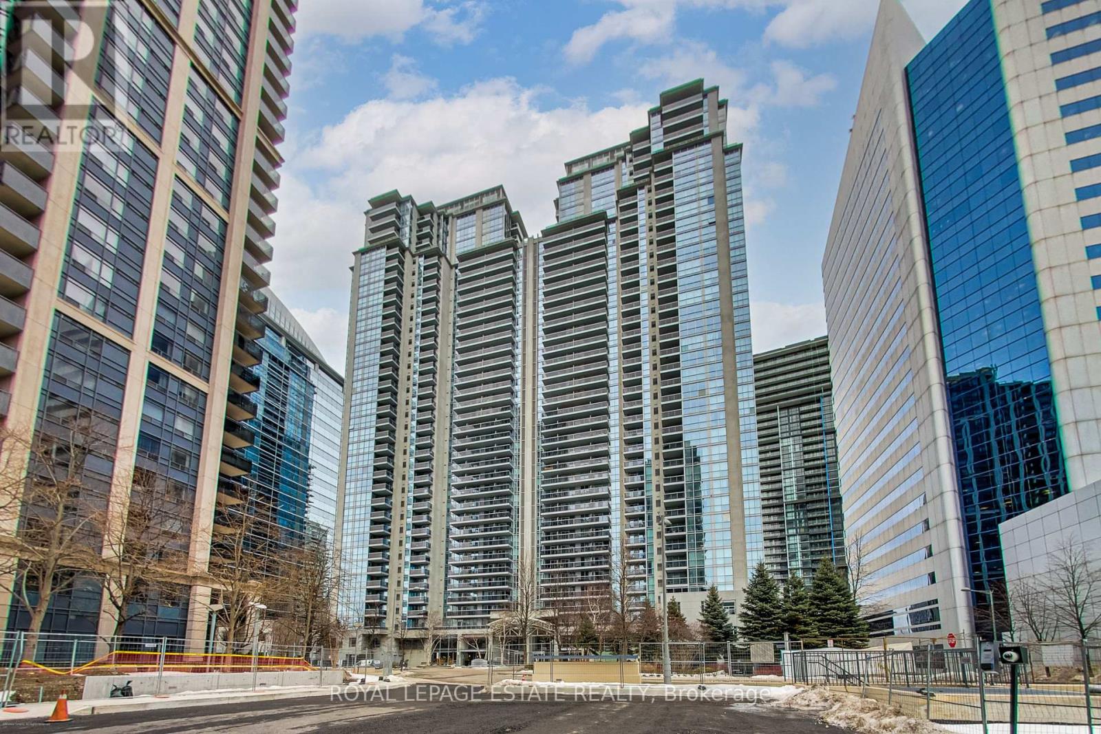 Apartment – 808 - 4978 YONGE STREET, Toronto – photo 2