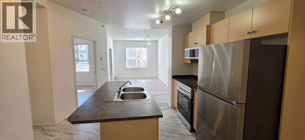 Apartment for Sale in 1206, 73 Erin Woods Court SE|Calgary, Alberta T2B3V2 5